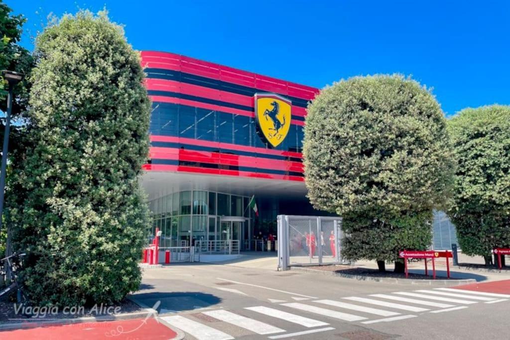 Jacuzzi Apartment In Italian Villa, Wi-Fi & Garden Sassuolo - Maranello Casalgrande Εξωτερικό φωτογραφία